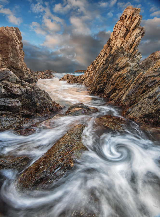 vicariousplacebo:  Sunrise:Twirl by All4Nature 