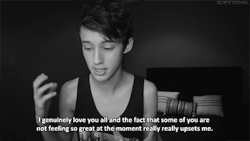 i-hate-this-lie-life:  I love Troye so much
