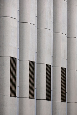 scavengedluxury:  Dental institute vents.