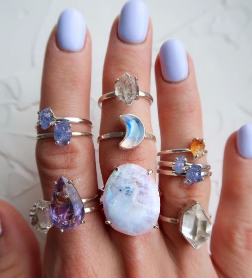 Mix of raw and faceted gemstone rings