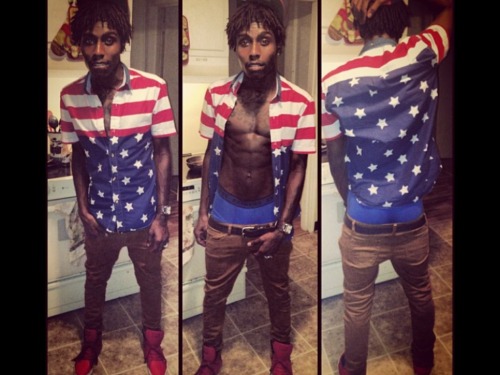teenharddick:  m-jcob54:  Dammm this chocolate ass nigga sexy AF I’d eat that ass till the break of dawn until he scream n pure pleasure!!!!!!            http://teenharddick.tumblr.com/ 