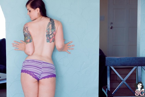 past-her-eyes:   Amarena Suicide  amarena.suicidegirls.com adult photos