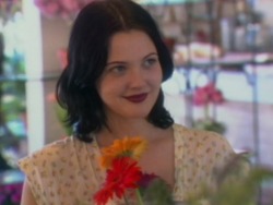 uwubean:  Drew Barrymore in Bill Nye the Science Guy 1996 s04ep10: Flowers 