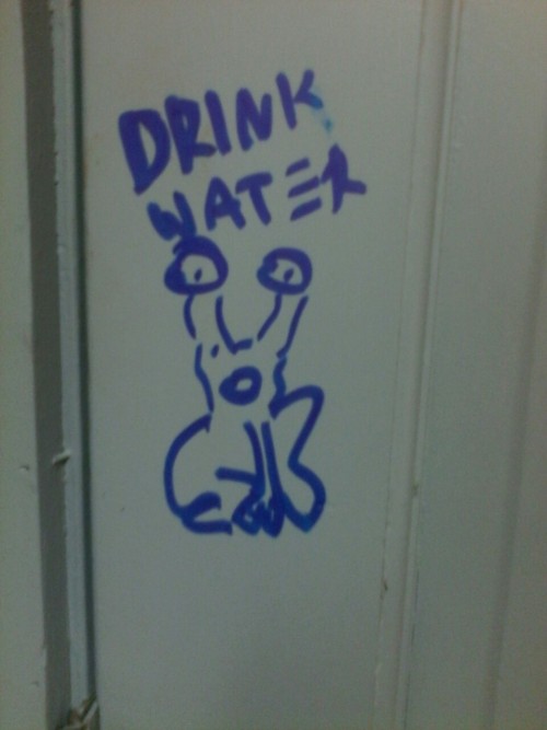 queergraffiti:  sophiefutile:  Graffiti in CT  “drink water” “robot love is queer” found in Connecticut, USA 