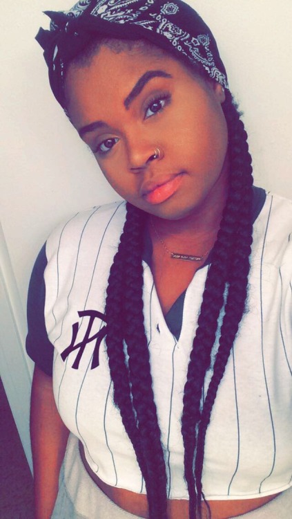 kimreesesdaughter:  zigzagsandsweettea:  somebody said it was big girl appreciation day, so I’m here 😎  😍😍😍😍😍😍😍💎