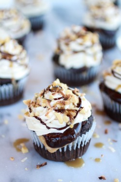 foodffs:  Snickers Coconut Caramel Cupcakes Really nice recipes. Every hour.