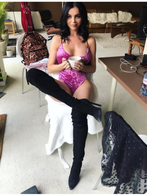 Porn Pics groovyscooter:  Emma - thigh high tea