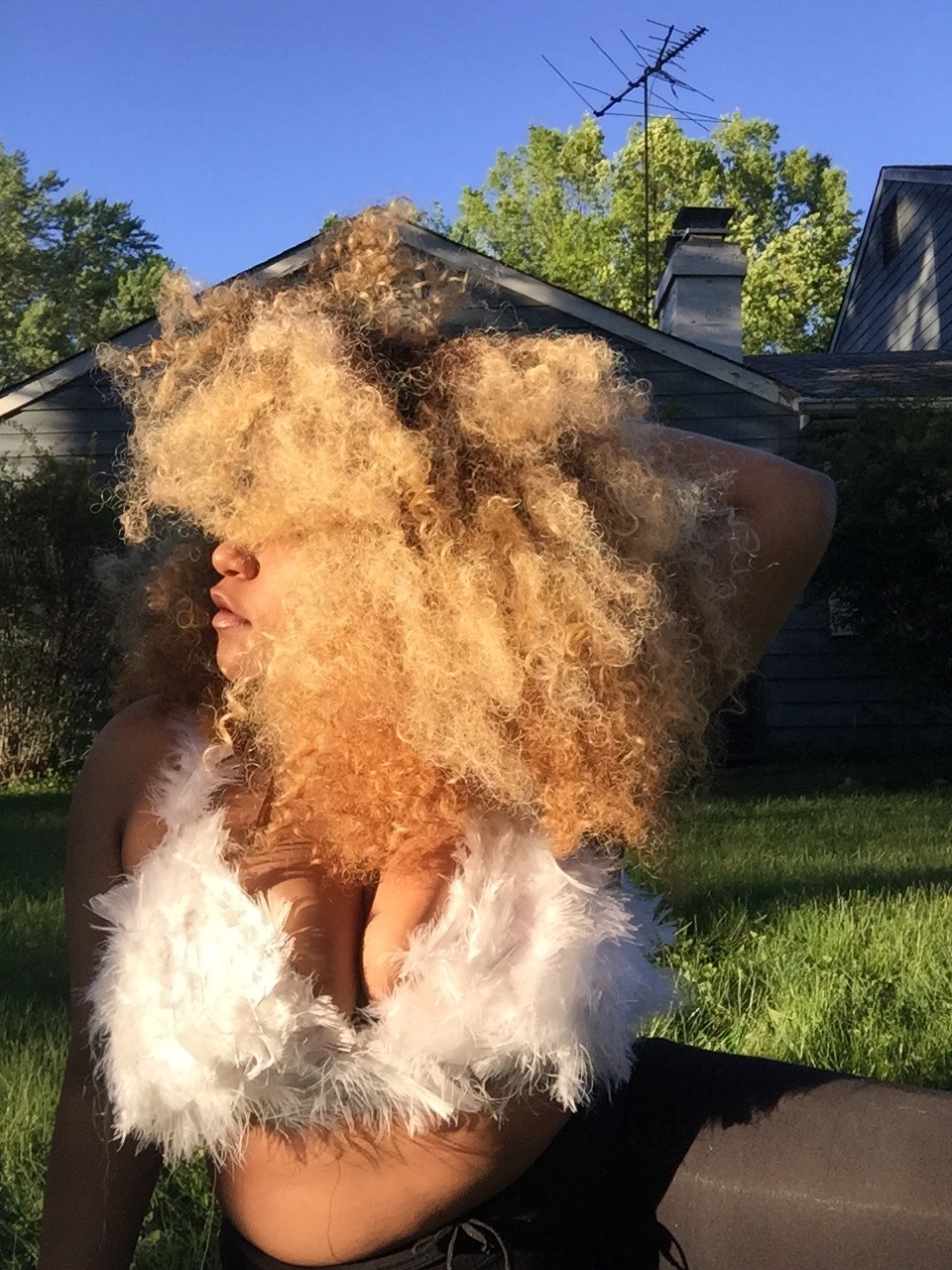 fukkce:  i hate long photosets
