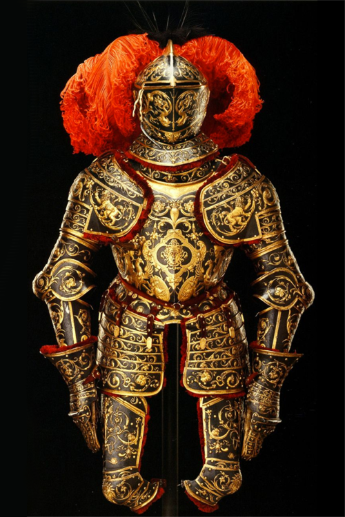 sveariket:Parade armor which belonged to H.M. Erik XIV of Sweden.