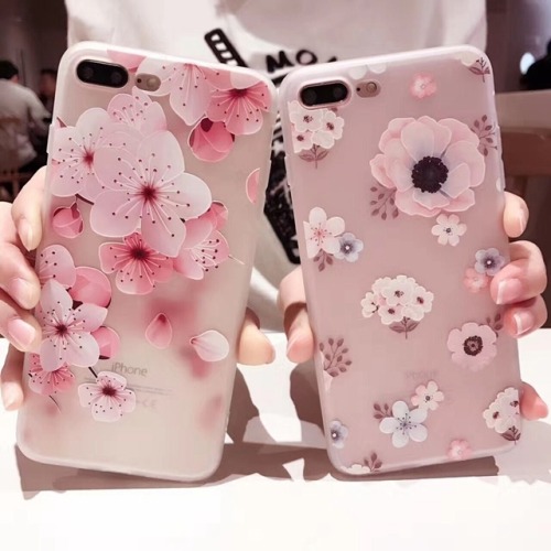 itslikeibelong: Cute flower phone cases $10.50 Use code cherrybaby for 10% off  It really helps