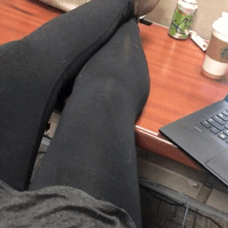 holdin-n-hornee-deactivated2021:Stuck in meetings all morning at work 💛
