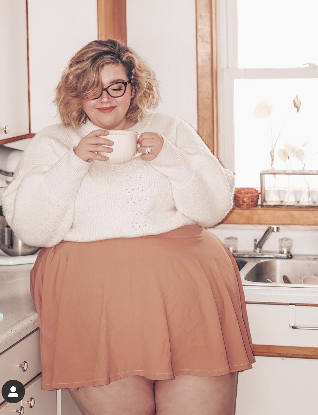 chubbyhippiegirl:bazilisok2000:She’s so cute omg 