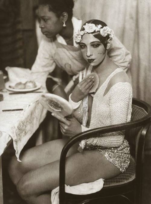 dumbbabysounds:  Josephine Baker - Paris 1928 