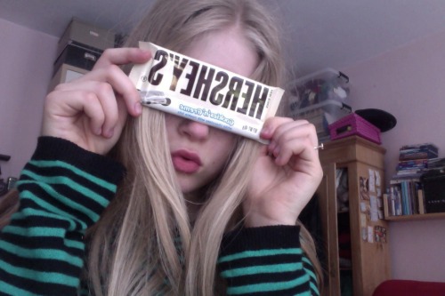 nitrqin:  ★ paler than u ★