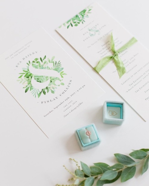 There’s a whole lot of pretty going on with @minted’s latest wedding suites. See the swo