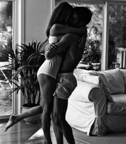 uhrskou:  I Love your hug on We Heart Ithttp://weheartit.com/entry/89242802/via/lea847