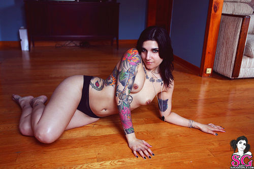 one-more-lesbian:  lee 