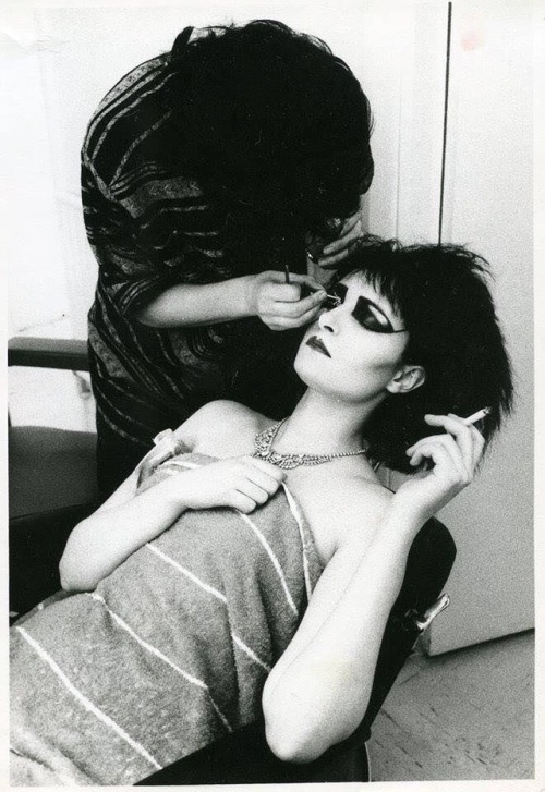 Porn the-nostalgic-wave: Siouxsie Sioux photos