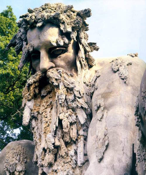 commovente: Giambologna, Appenine, c. 1570s