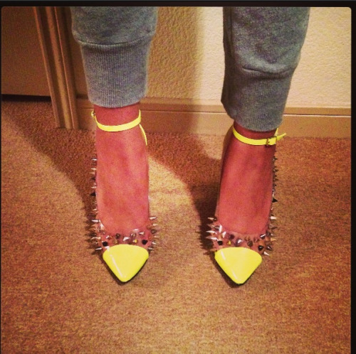 simplysahanie: My footwear!