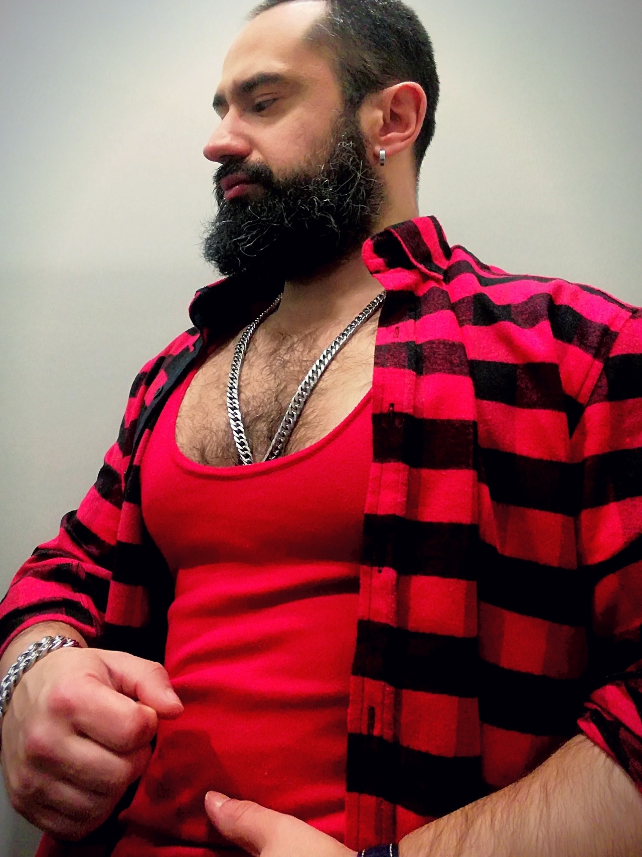 masterjoao:  Let’s see you talk back to me again, bitch  Come worship me   