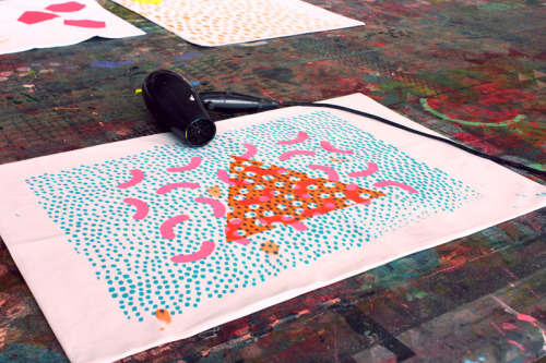onelongexhale:comewithmetoaplaceicallreality:s-banh:Photo’s from a screen-printing workshop I did to