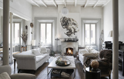 gravityhome:  Rustic Italian Apartment photographed