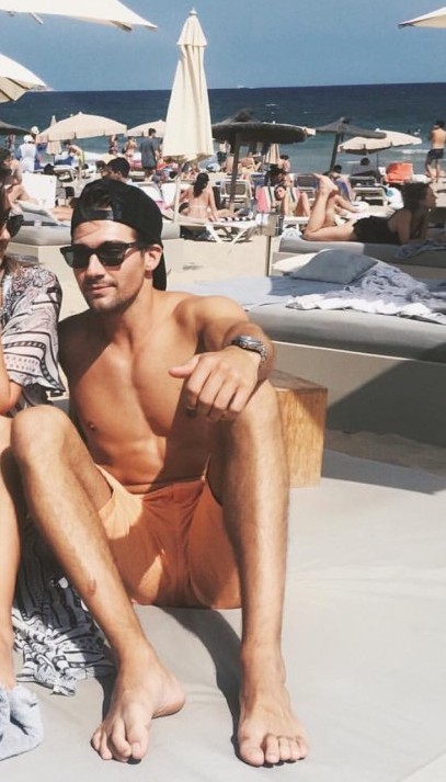 barefoot-rats:  James Maslow (II)