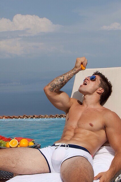 sportshotmen:  http://markattore.tumblr.com