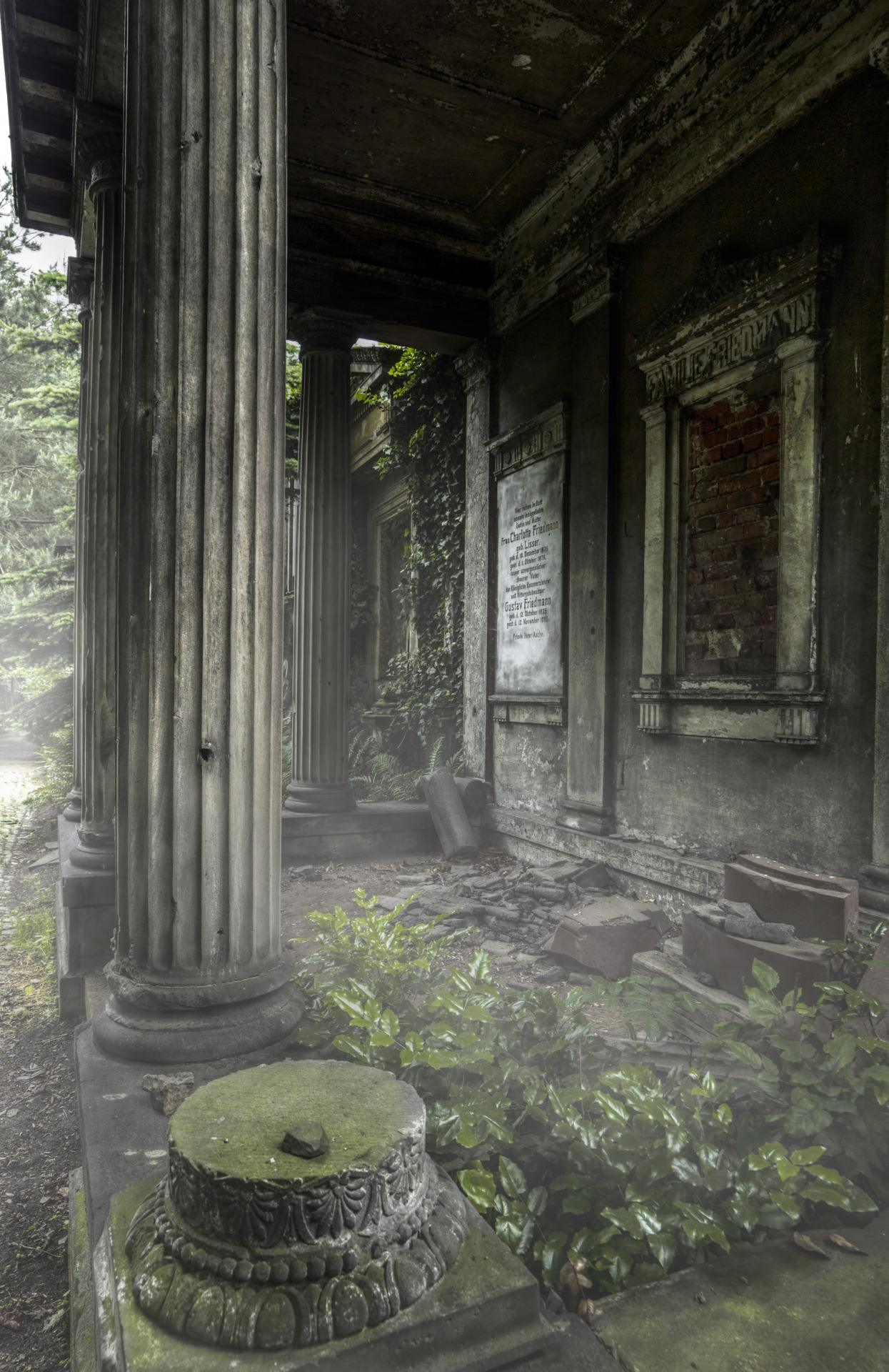 sovietgoner:  &lsquo;Atlas&rsquo; Every sacredness has its guardian.  