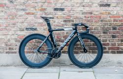 bikeplanet:  bikeplanet:  Canyon V-Drome