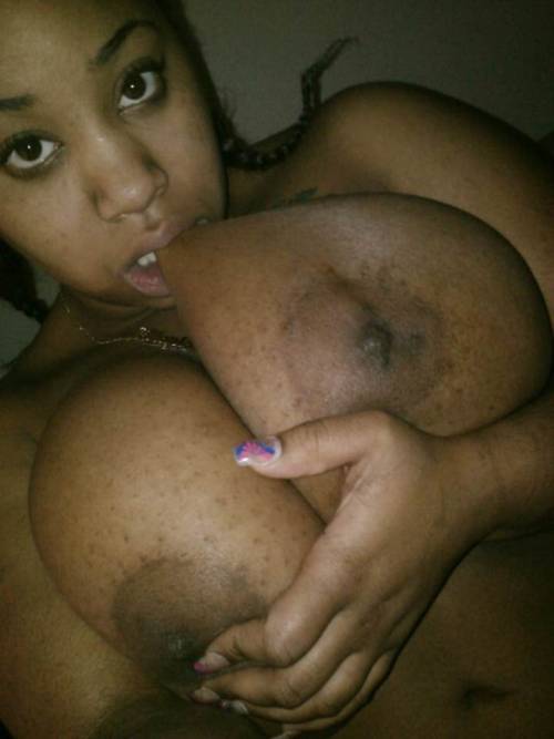Sex 1017andpregnant:  im gonna need her to pose pictures
