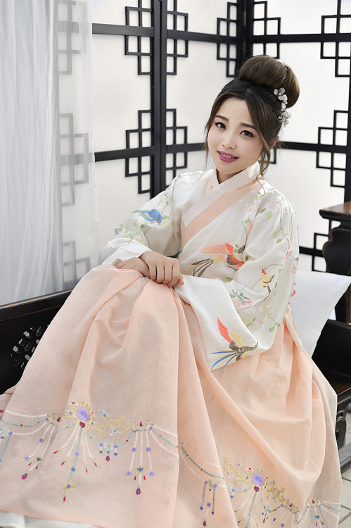 Traditional Chinese clothes, hanfu. 2015 May Collection by 清辉阁Qinghuige. Part 2. ——&mdas