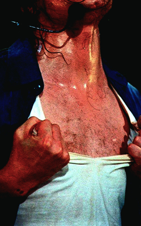 lacienegasmiled:  kingmjjpop: It’s 2014 and I still am seeing idiots say MJ wanted