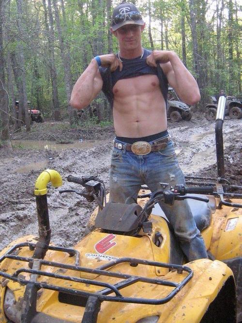 redneck-1:  http://redneck-1.tumblr.com/