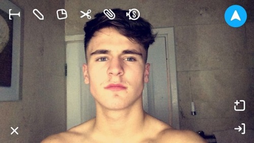 oopsstraightbaitedcaught: illbait4free: Will 18 UK. Probably the hottest guy I’ve ever baited.