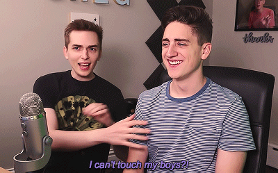 xueyangs-pinky-finger:danny and/or drew for @slutforwings ♡