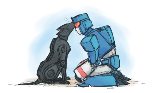 kiteviridae:  Soundwave Week Day 2: Ravage “Whatever you can.” 