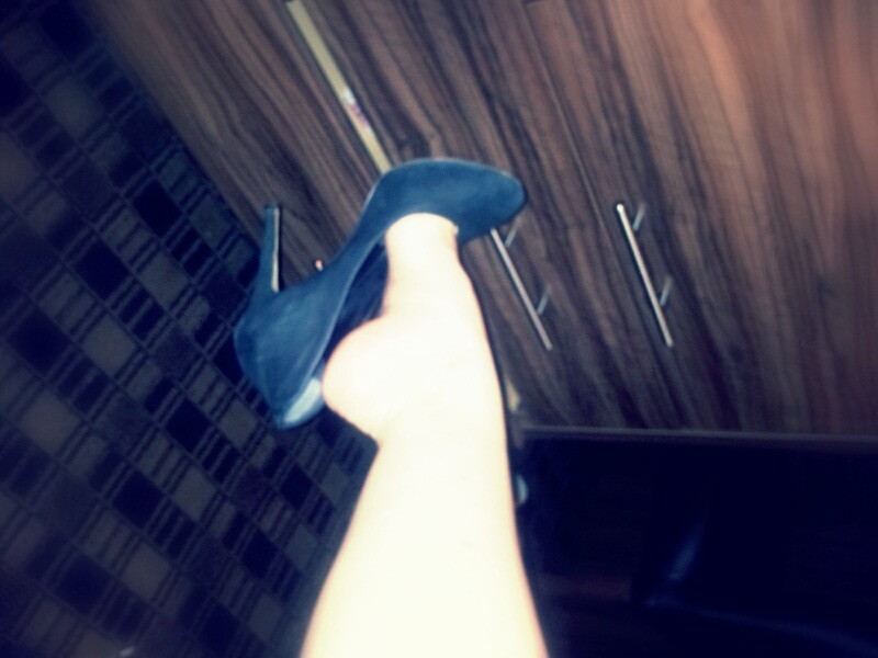 lilithdiana:  More pics of my heels :P