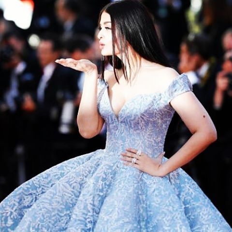 #aishwaryarai in #MichaelCinco   #Cinderella  #cannes #cannesfilmfestival #cannes2017 #aishwaryaraib