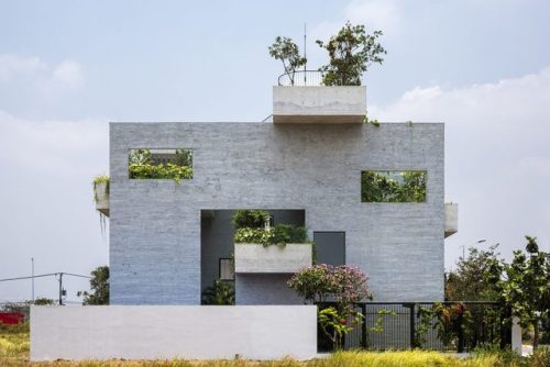 kazu721010:  Binh House / Vo Trong Nghia ArchitectsPhotos © Hiroyuki Oki, Quang Dam