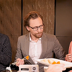 Tom Tastes Traditional Korean Food: Kimbab, Banana Milk and various fruits. (And is particularly tak