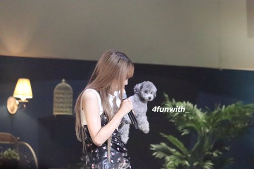 [191123] Taeyeon at ‘Inside’ Fanmeeting in Seoul by 4funwith_