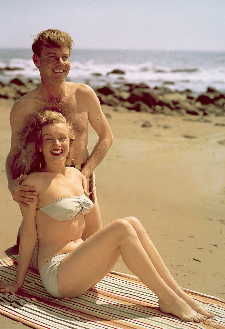 retrogasm:    Simply Marilyn Monroe  