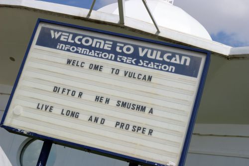 neithervulcannorhuman: corvidae30: - Vulcan, Alberta -   Vulcan is just about an hour south of 