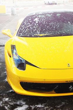 avenuesofinspiration:  Soapy 458 | Photographer © | AOI