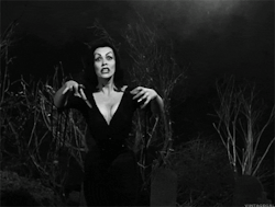 vintagegal:  Maila Nurmi aka Vampira in Ed Wood’s Plan 9 From Outer Space (1959) 