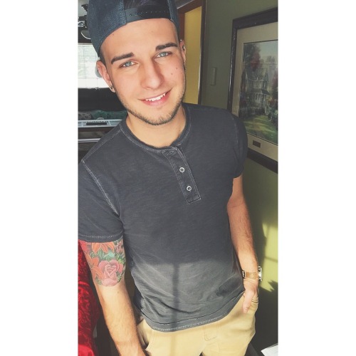 im-just-ty:  Hi 🌞 