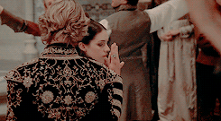 waitingforthefireflies: So many ceremonies, so many nobles, and we barely got to dance.