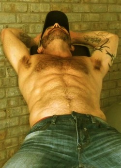 Follow my two hairy men blogs:http://sambrcln.tumblr.comhttp://hairysex.tumblr.com